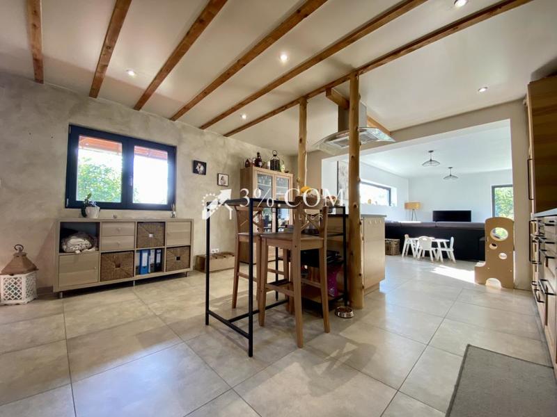 Châlet - 100 m² - 3 pièces