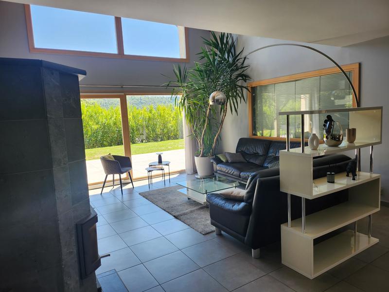 Villa - 280 m² - 10 pièces