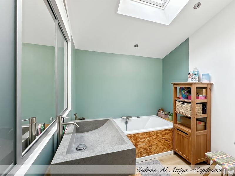 Maison - 135 m² - 5 pièces