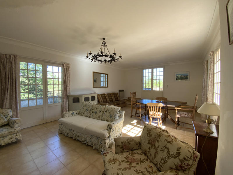 Maison - 135 m² - 6 pièces