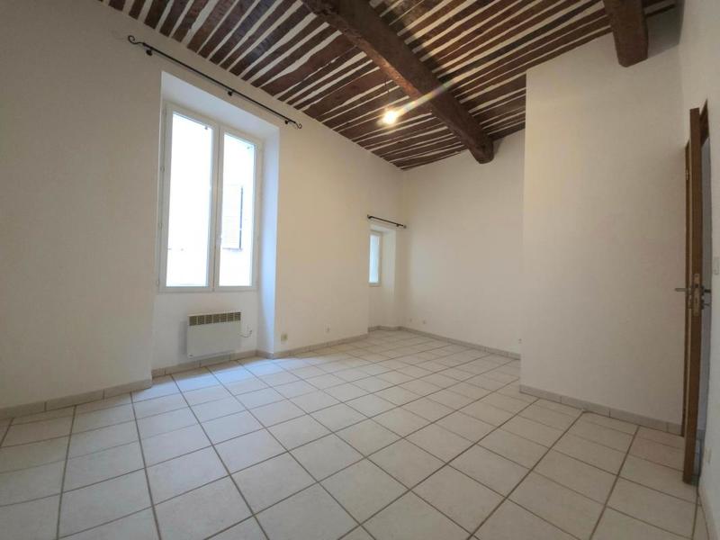 Appartement - 61 m² - 2 pièces