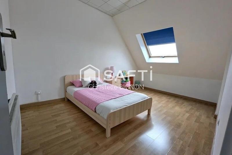 Maison - 90 m² - 5 pièces