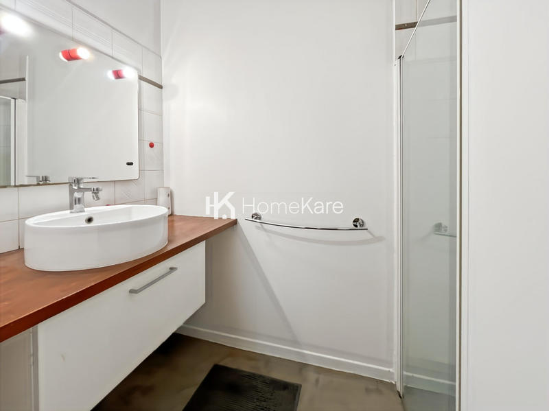 Maison - 200 m² - 5 pièces