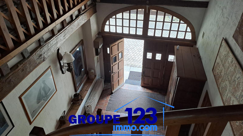 Maison - 521 m² - 18 pièces