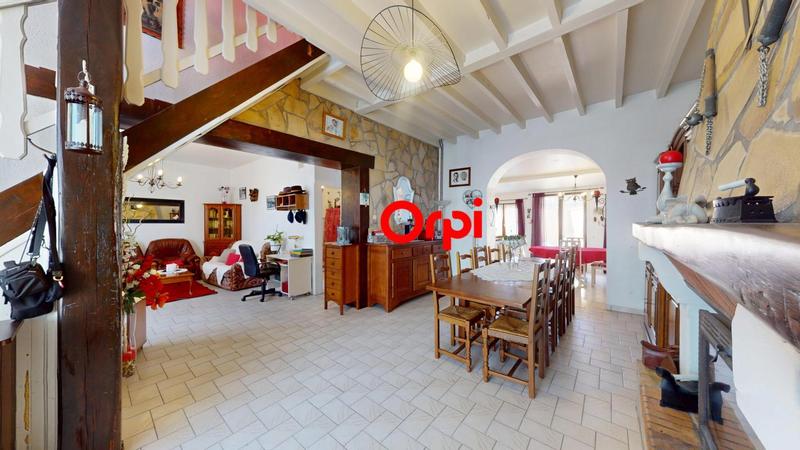 Appartement - 125 m² - 5 pièces