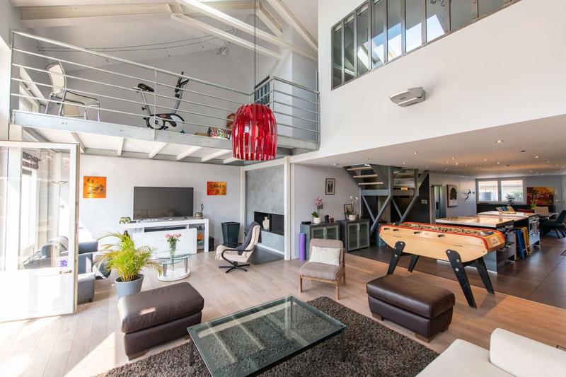 Loft - 185 m² - 4 pièces