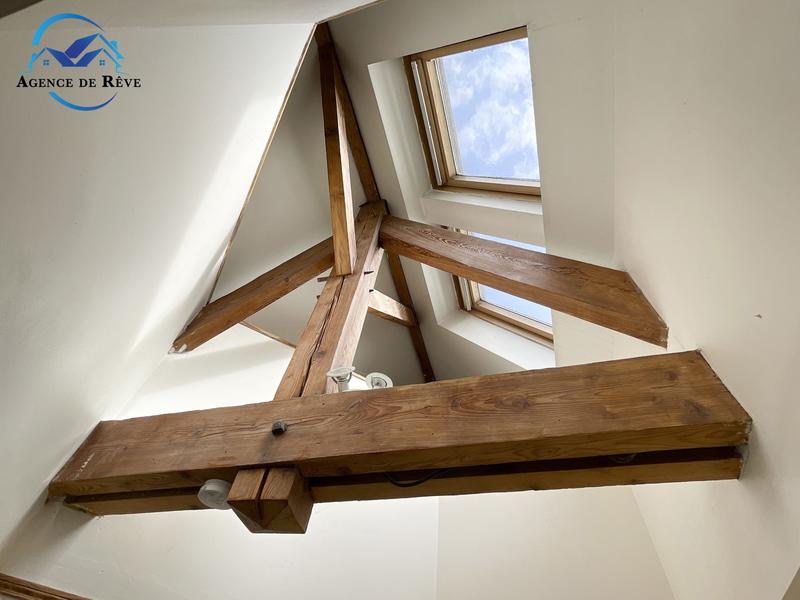 Maison - 200 m² - 6 pièces