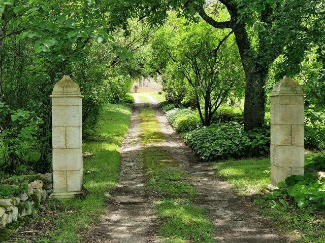 Maison ancienne - 203 m² - 7 pièces