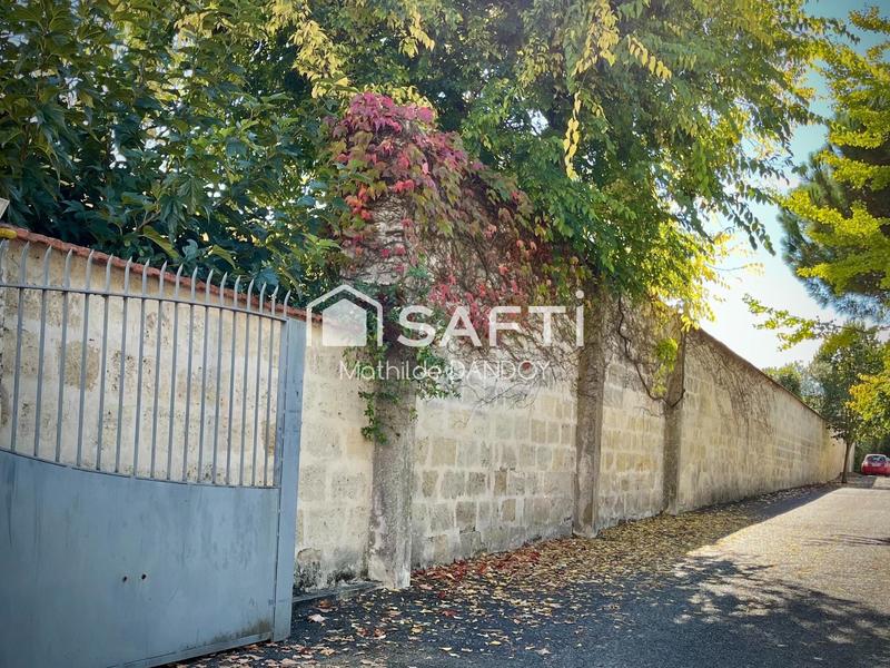 Appartement - 100 m² - 4 pièces