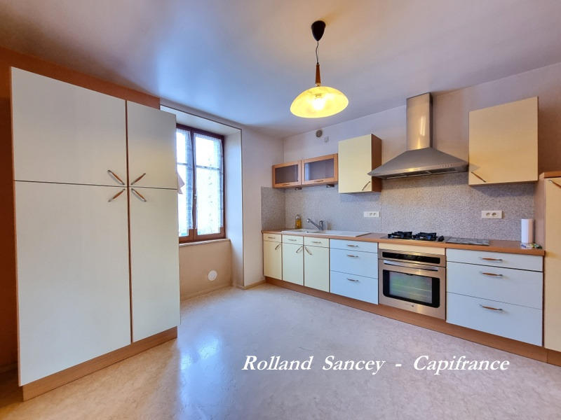 Maison - 200 m² - 8 pièces