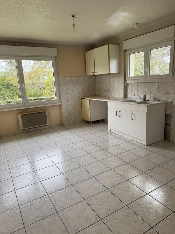 Maison traditionnelle - 146 m² - 6 pièces