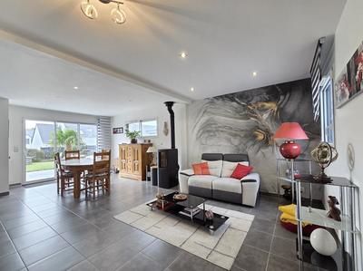 Maison - 103 m² - 5 pièces