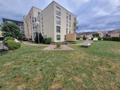 Appartement ancien - 69 m² - 3 pièces