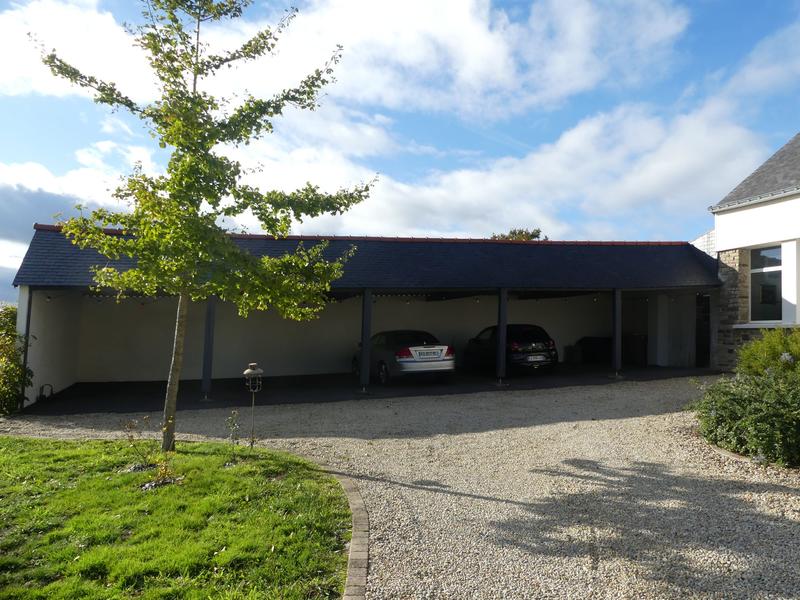 Maison - 408 m² - 11 pièces