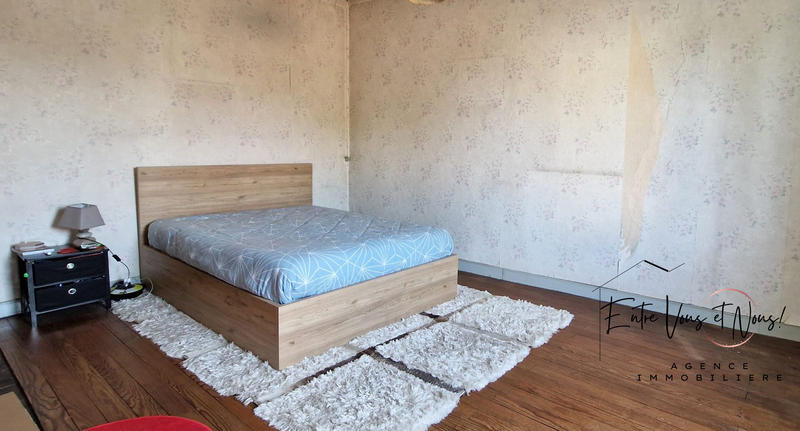 Maison - 243 m² - 7 pièces