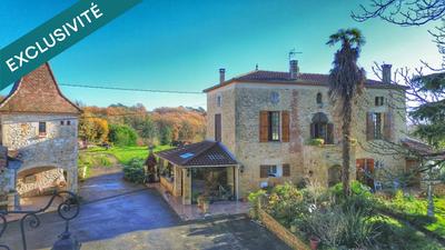 Maison - 143 m² - 6 pièces