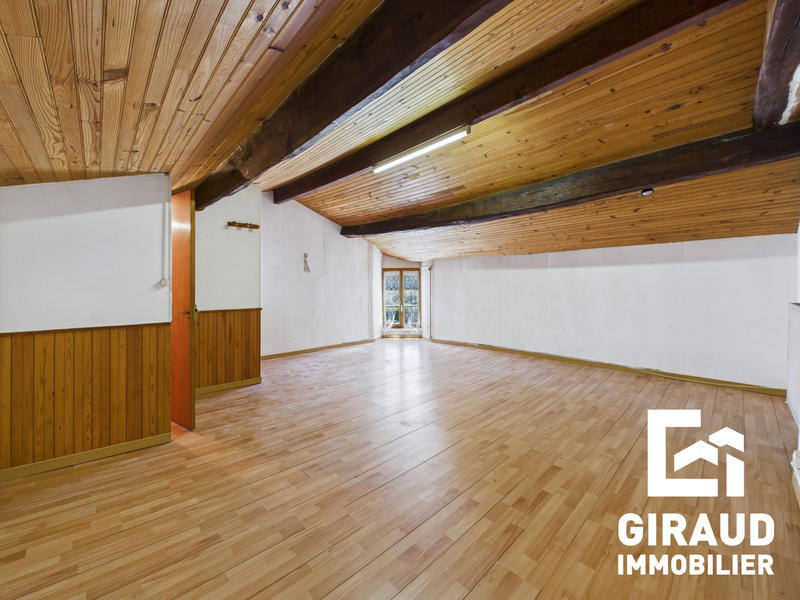 Maison - 164 m² - 6 pièces