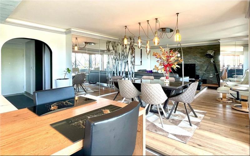 Appartement - 122 m² - 6 pièces