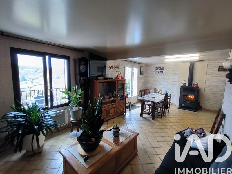 Maison - 93 m² - 5 pièces