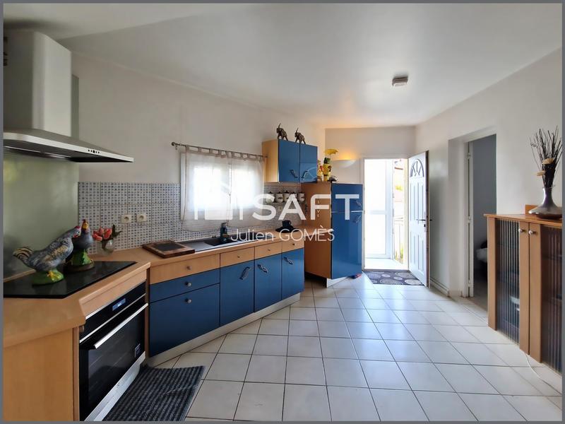 Maison - 180 m² - 7 pièces