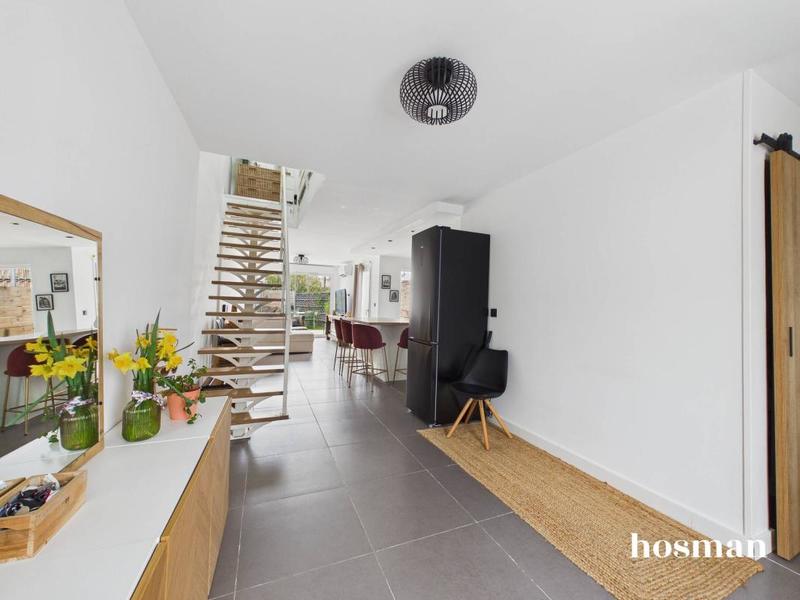 Maison - 84 m² - 4 pièces