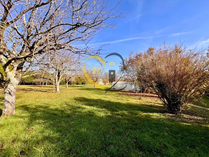 Maison - 205 m² - 8 pièces