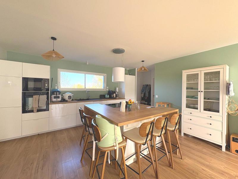 Maison - 143 m² - 6 pièces