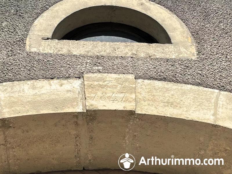 Maison - 182 m² - 9 pièces