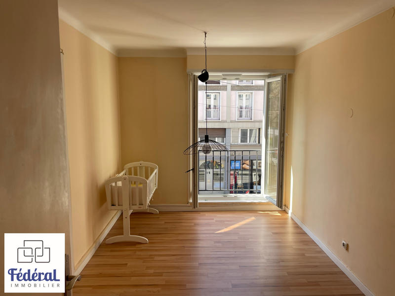 Appartement - 127 m² - 6 pièces