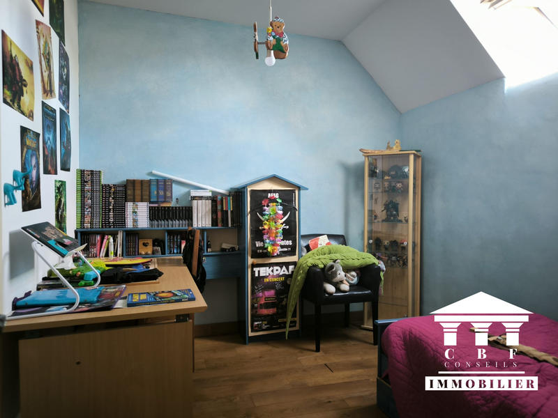 Maison - 172 m² - 9 pièces