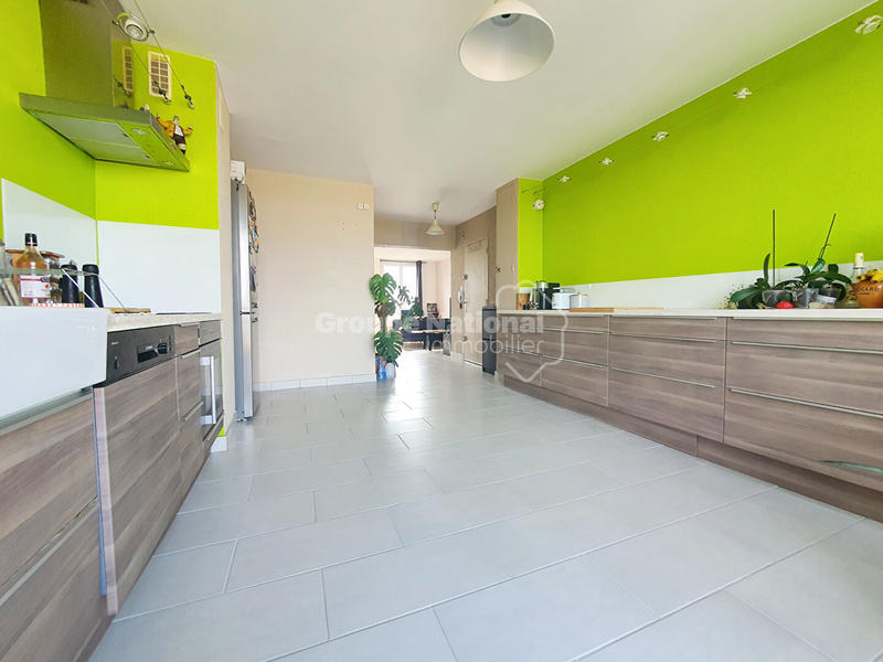 Appartement - 91 m² - 3 pièces