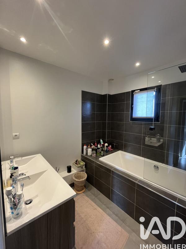 Maison - 125 m² - 6 pièces