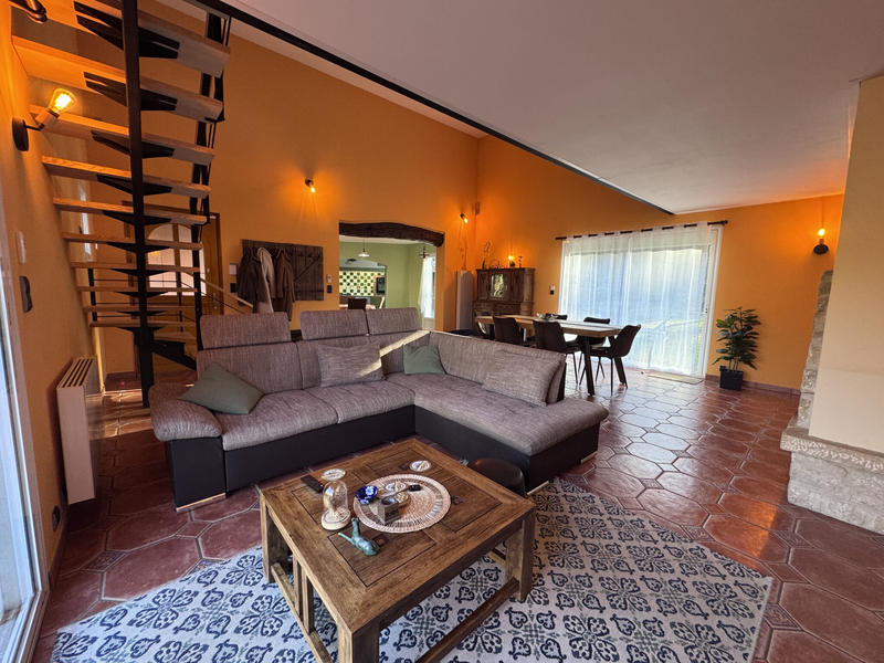 Villa - 153 m² - 5 pièces