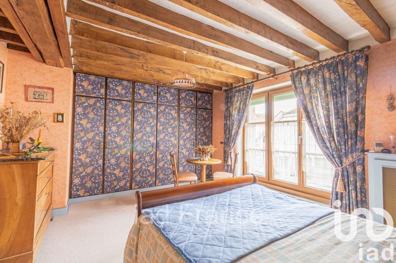 Maison - 330 m² - 12 pièces