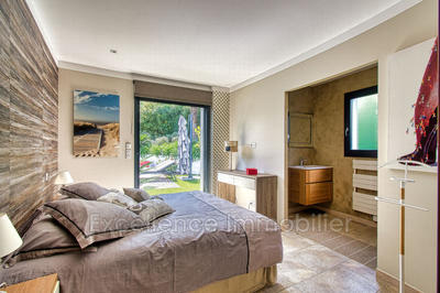 Villa - 160 m² - 7 pièces