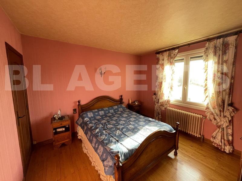 Maison jumelée - 154 m² - 6 pièces