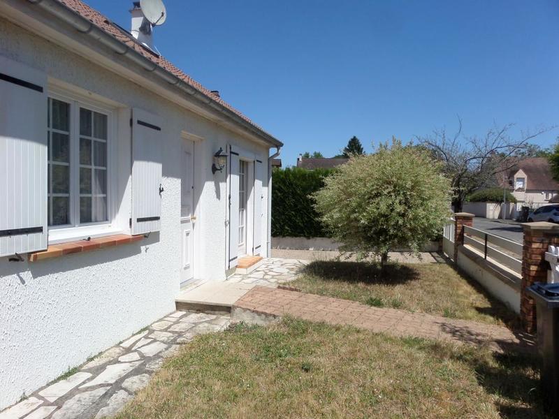 Maison - 99 m² - 5 pièces