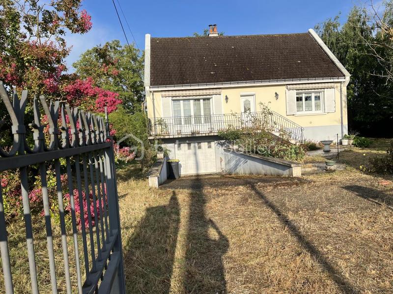 Maison traditionnelle - 80 m² - 4 pièces