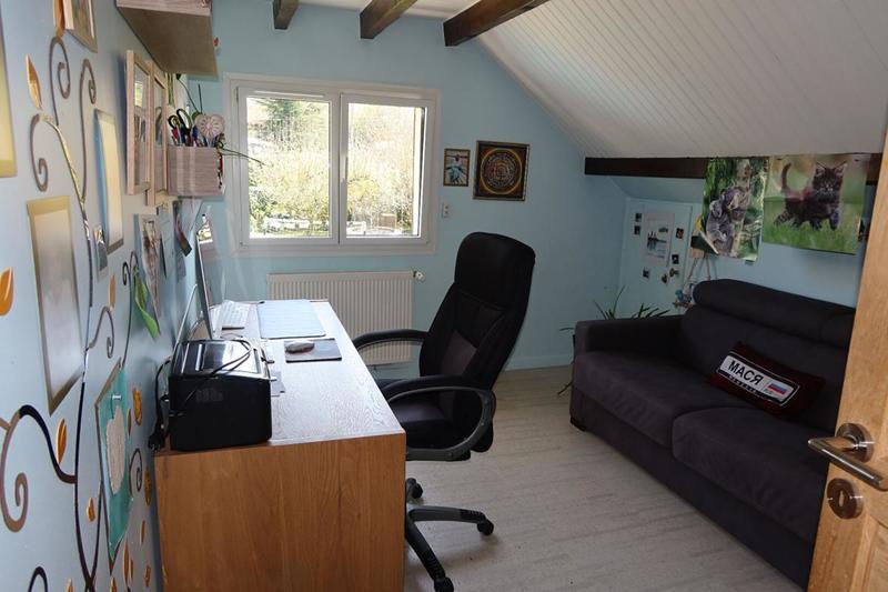 Maison traditionnelle - 130 m² - 6 pièces