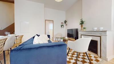 Maison en pierre - 158 m² - 8 pièces