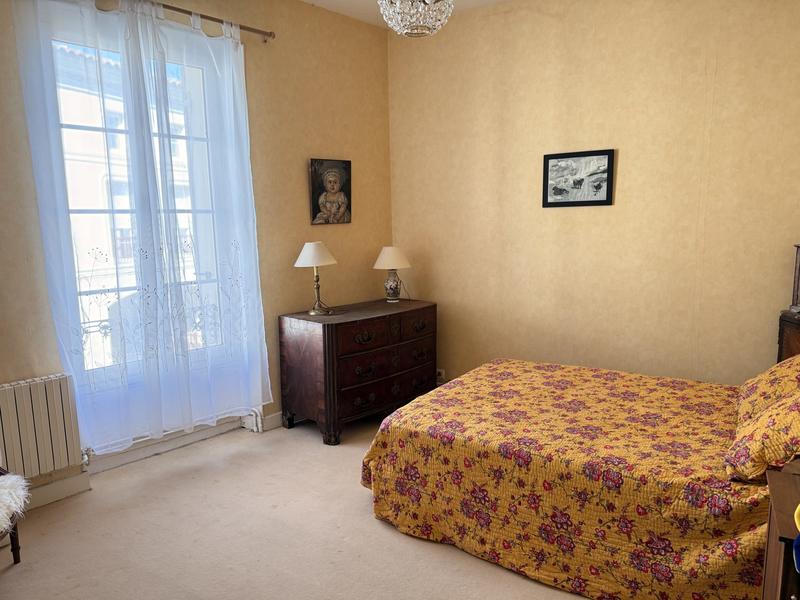 Maison - 289 m² - 7 pièces