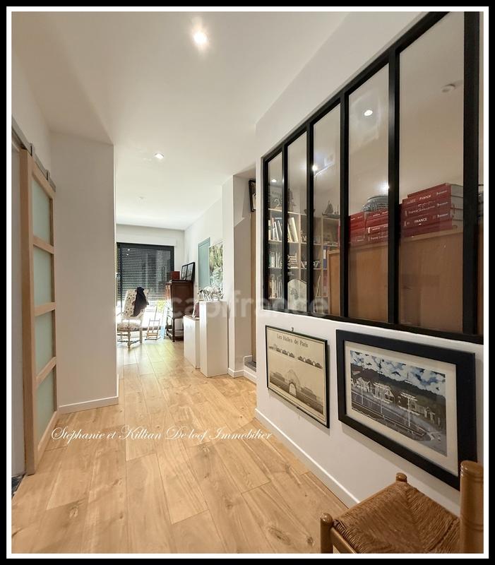 Maison - 250 m² - 7 pièces