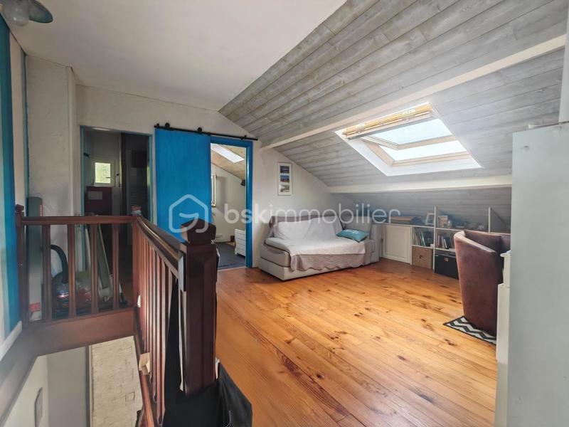 Maison traditionnelle - 101 m² - 6 pièces