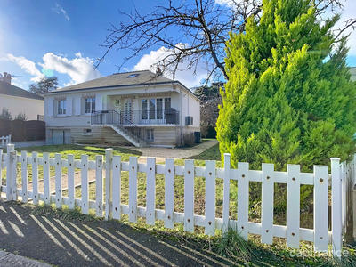 Maison - 96 m² - 5 pièces