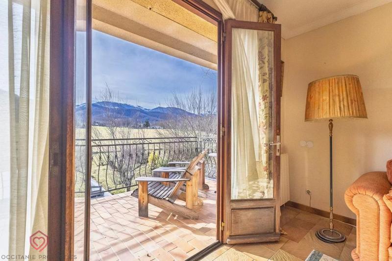 Maison - 166 m² - 7 pièces