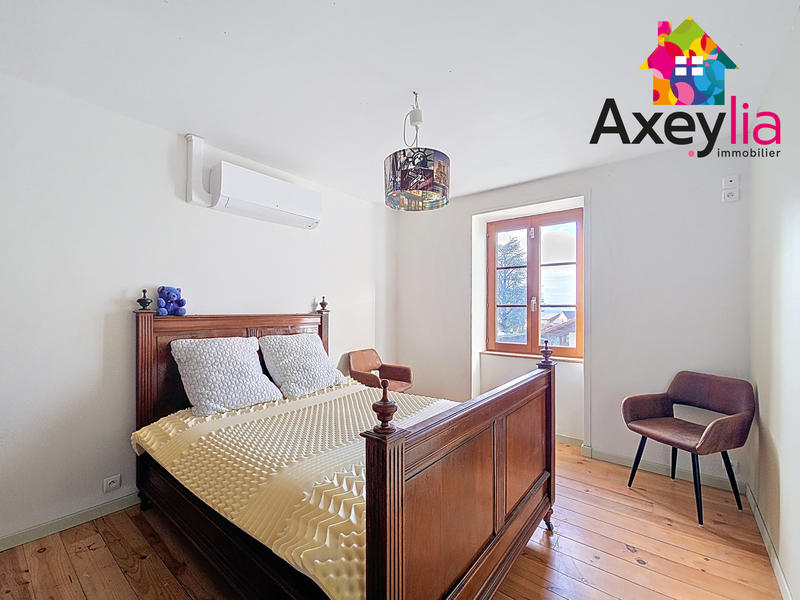 Maison - 224 m² - 6 pièces