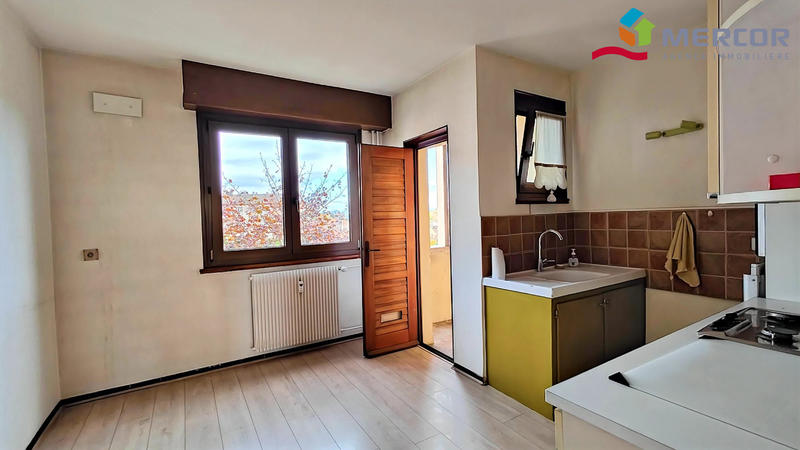 Appartement - 95 m² - 5 pièces