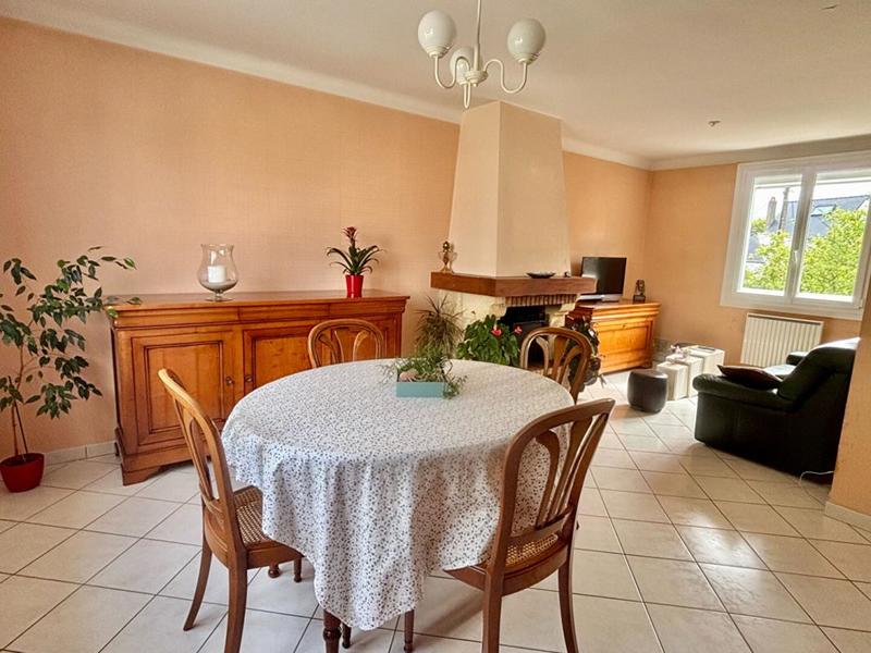 Maison - 86 m² - 4 pièces