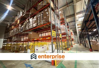 Entrepôt - 23 182 m²