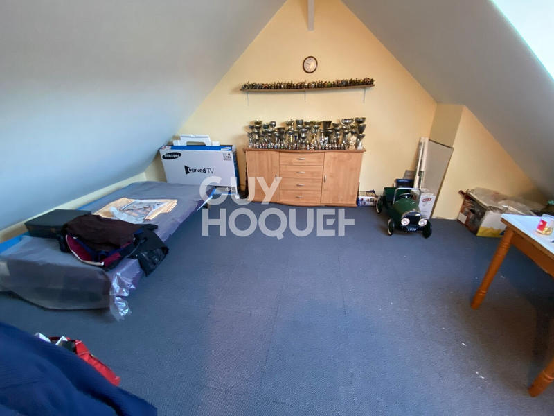 Maison - 140 m² - 8 pièces